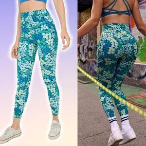 NWT AERIE Offline Real Me Xtra High Rise 7/8 Legging Sz Small Emerald